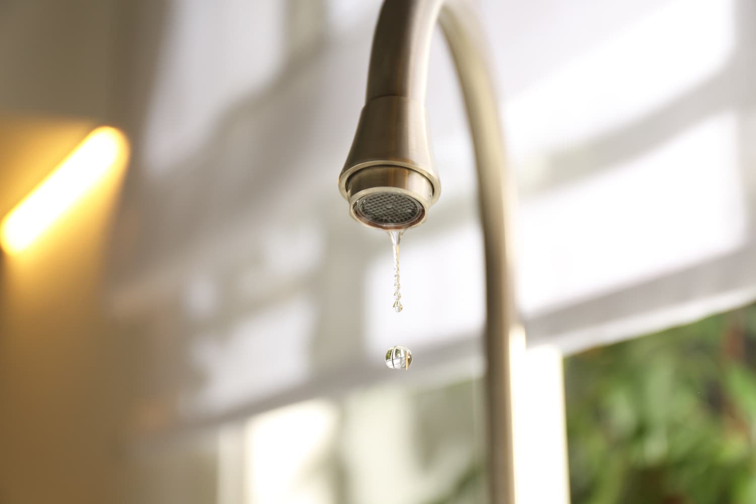 How to Fix a Leaking Tap Without Getting Professional Help