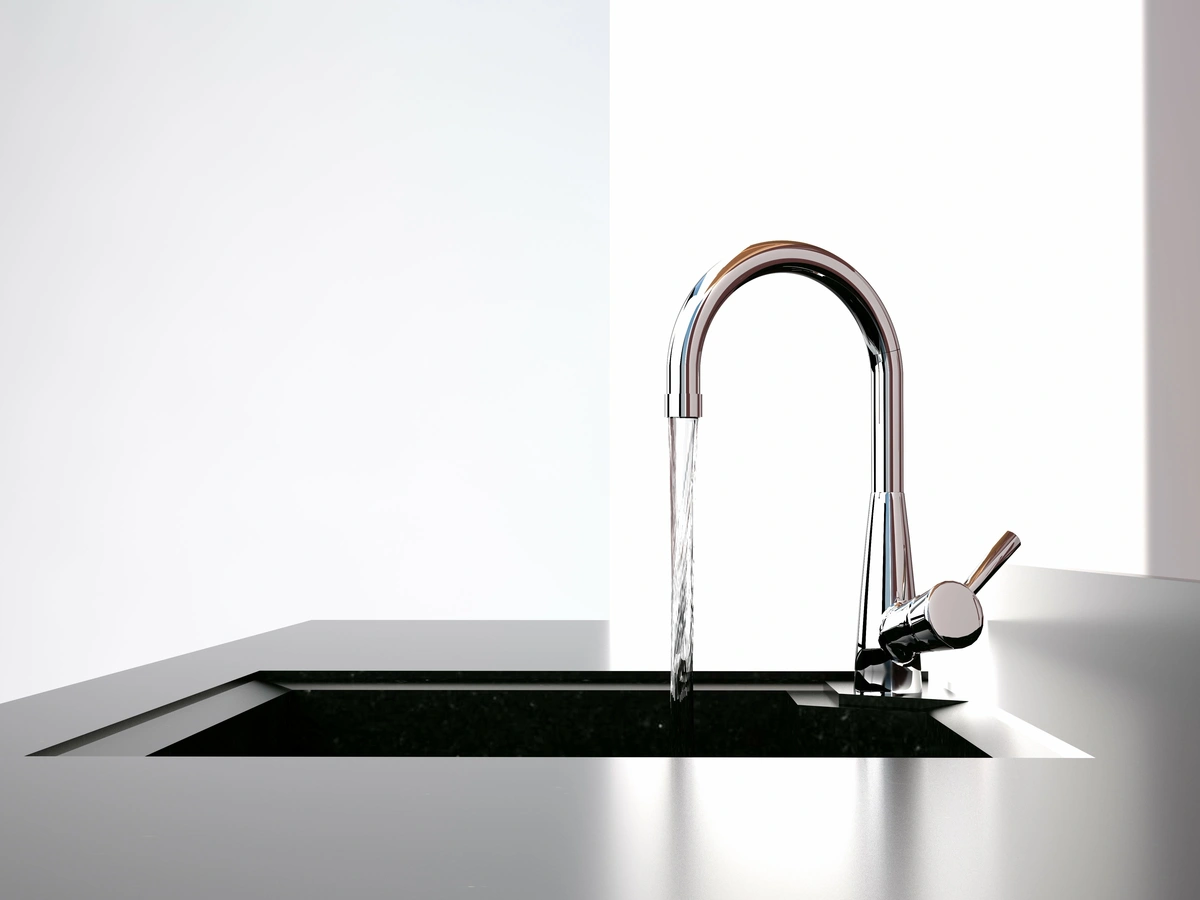 kitchen-faucet-running-water