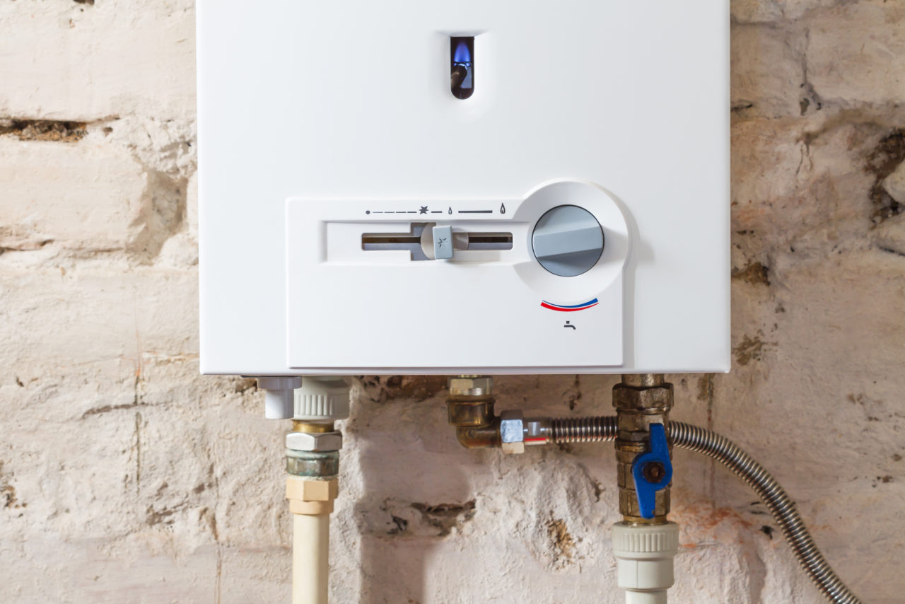 How Long Do Water Heaters Last [2023 Homeowners Guide]